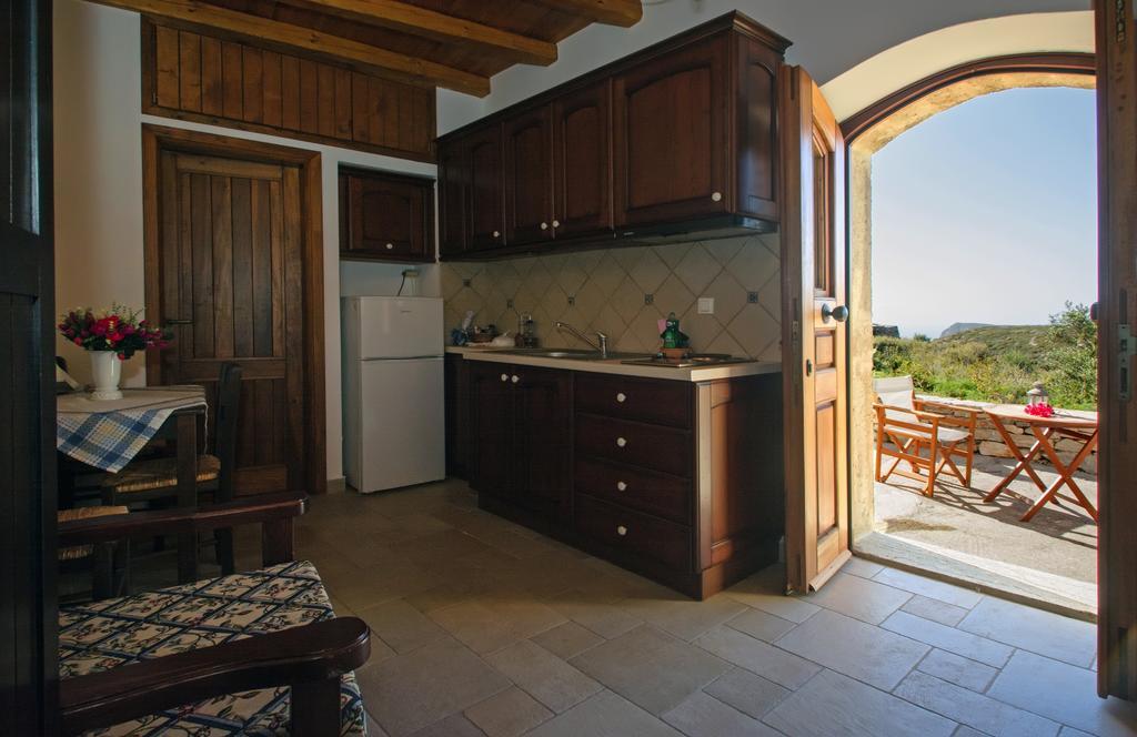 Ferienwohnung Kapetan Manwlis Kato Khora Exterior foto